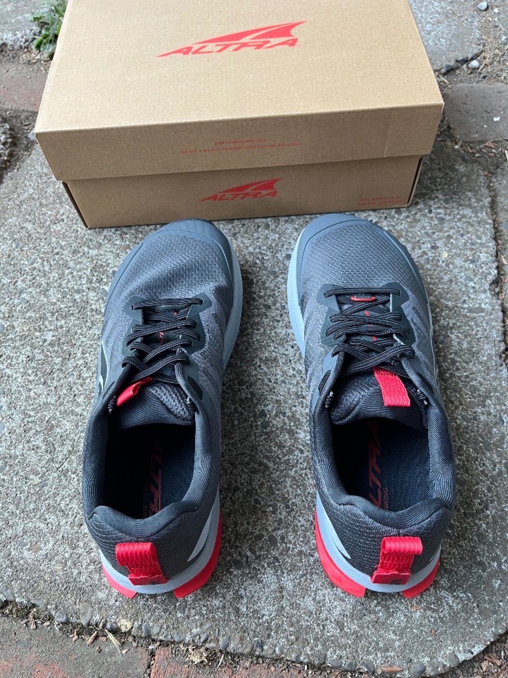 Altra Lone Peak 9 size 10.5